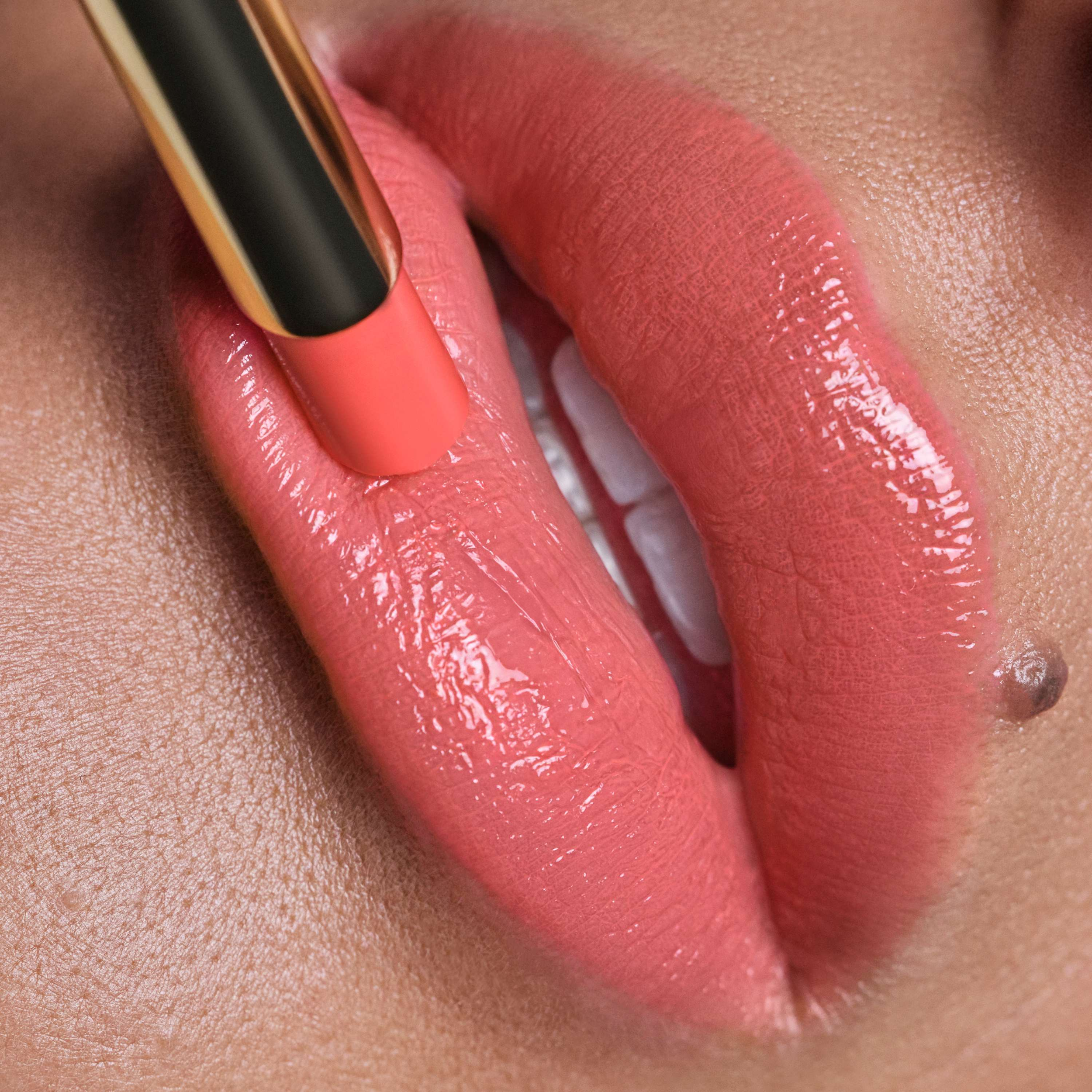 medium png 147.30 lip shine stylo